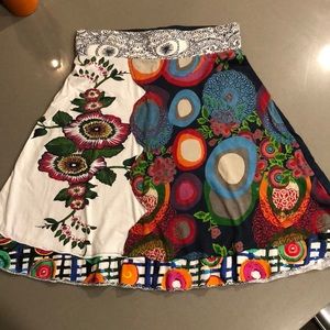 Desigual multicolored small skirt